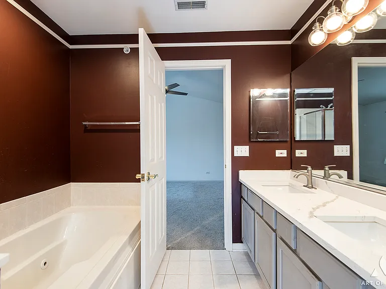 2838 N Greenwood Ave — Photo 18
