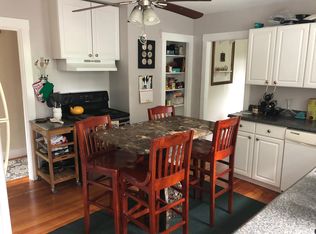 79 Montvale Ave APT 2, Woburn, MA 01801