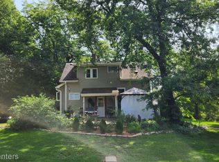 2725 Charms Rd, Milford, MI 48381