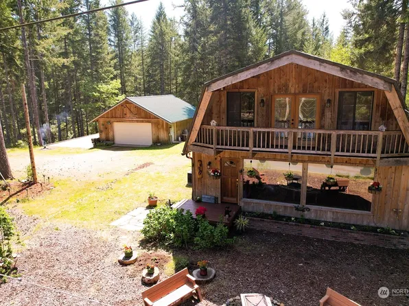 250 NE Lakeshore Drive S, Tahuya, WA 98588