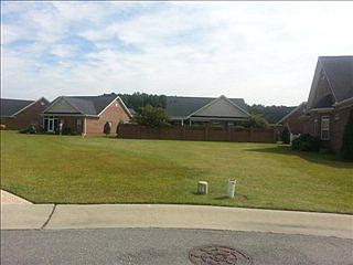 1st image of 405 Chatwood Cir