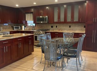 (Undisclosed Address), Massapequa Park, NY 11762