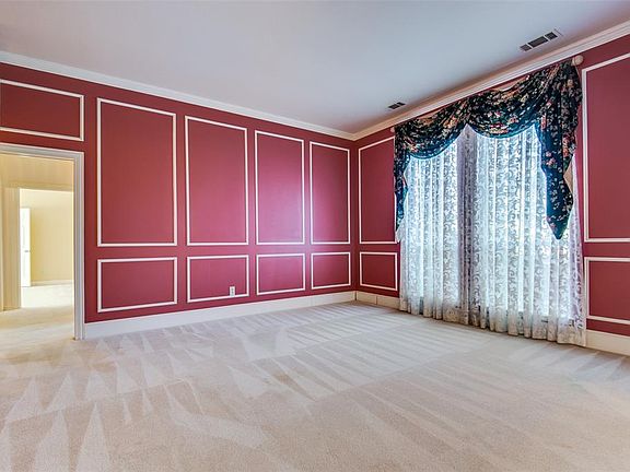 5th image of 208 Wellington Oaks Pl