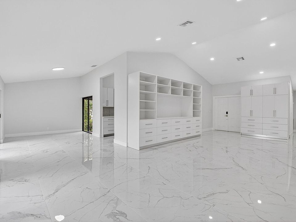 1st image of 6545 Las Flores Drive