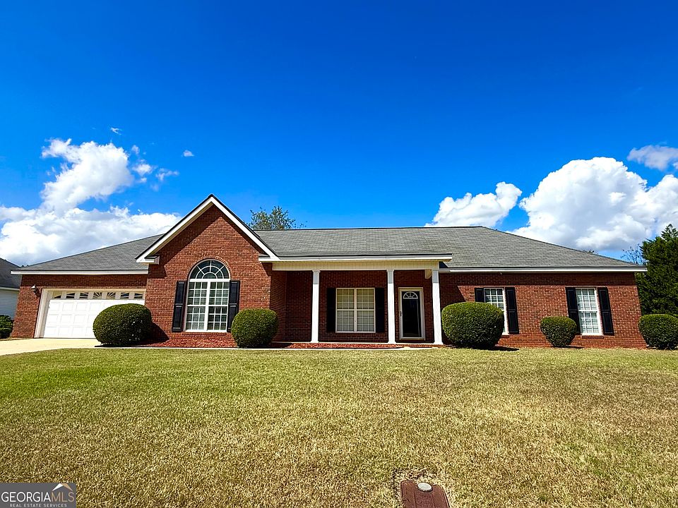 1st image of 125 Sarakay Cir