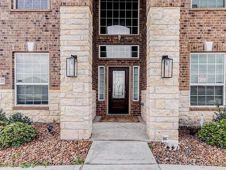 22127 Roxanne Field Ln — Photo 34