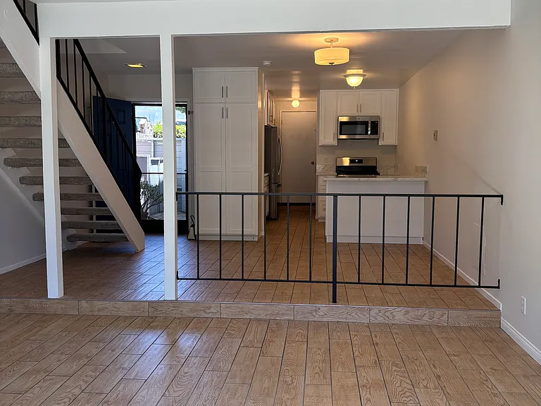 33895 Copper Lantern St — Photo 8
