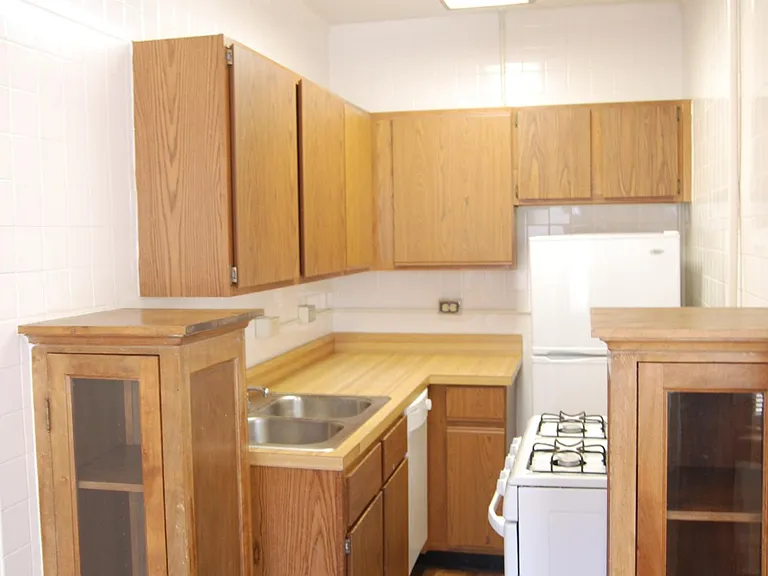 553 West Oakdale Avenue — Photo 12