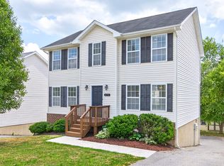 230 Chelsea Loop, Christiansburg, VA 24073