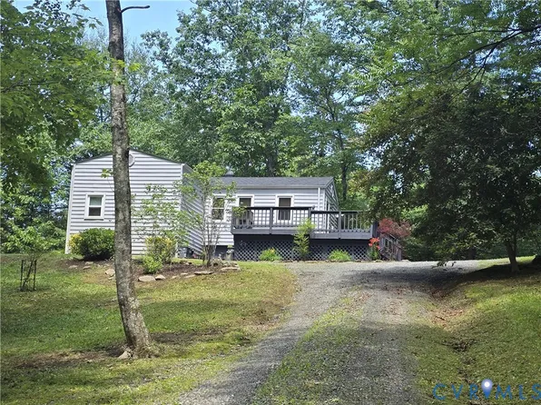 43 Glenn Rd, Stanardsville, VA 22973