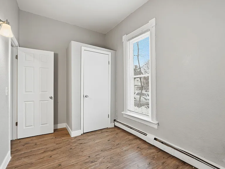 602 Mendota St — Photo 7
