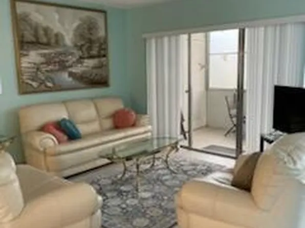 705 Lori Dr APT 210, Palm Springs, FL 33461