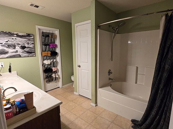 5th image of 212 Druse Ln