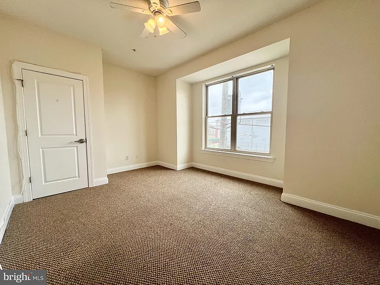 1814 N 16th St #4B — Photo 5