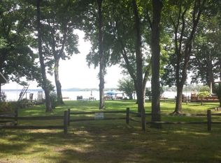 100 Timber Trl, Brooklyn, MI 49230