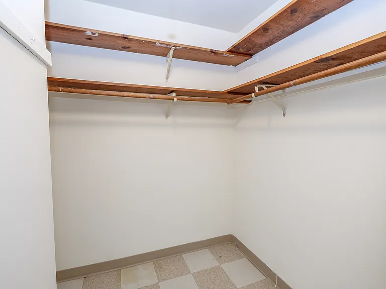Longfellow Place — Photo 30