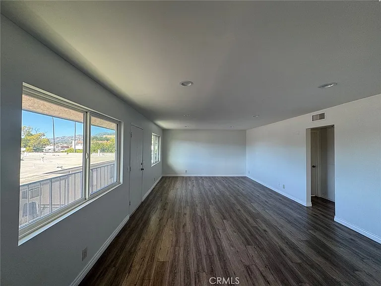 412 Burchett St #20 — Photo 4