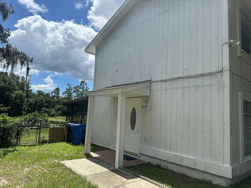 1st image of 13909 Village View Dr