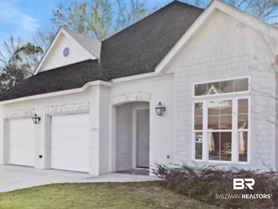 1st image of 100 Sadie Ln #100