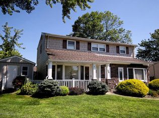 28 Exeter St, Old Bridge, NJ 08857