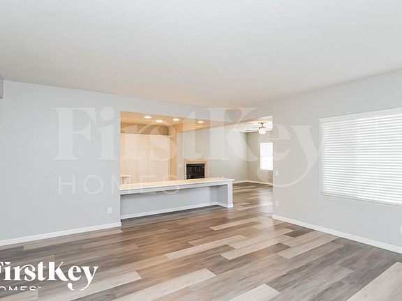 5th image of 5595 Criollo Dr