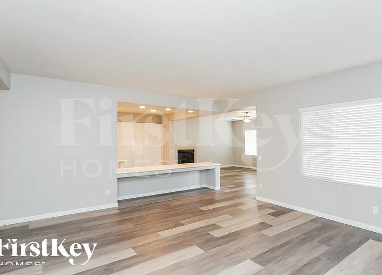 5595 Criollo Dr — Photo 5