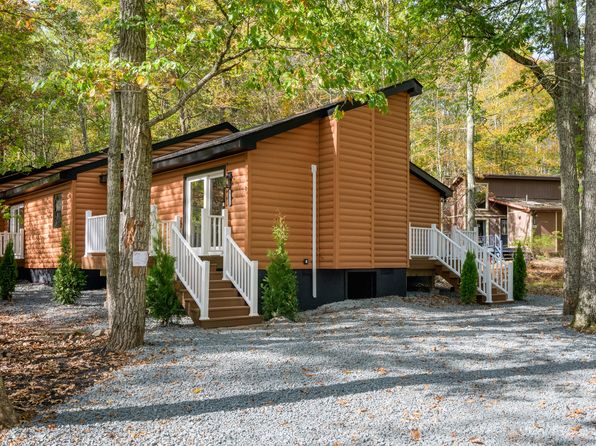 120B Twin Rivers Rd #B