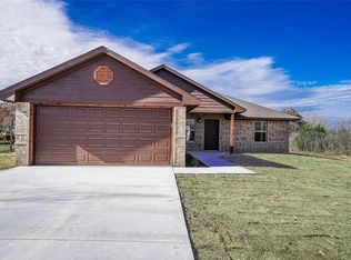 6104 S Lakeside Hills Ct, Granbury, TX 76048
