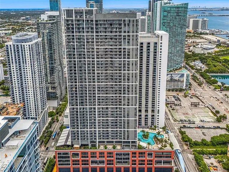 601 NE 1st Avenue 4814 #LPH — Photo 4