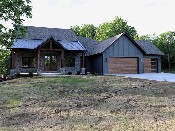 2nd image of 303 Crystal Valley Rd