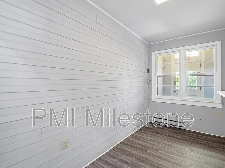323 N Potomac St #1 — Photo 17