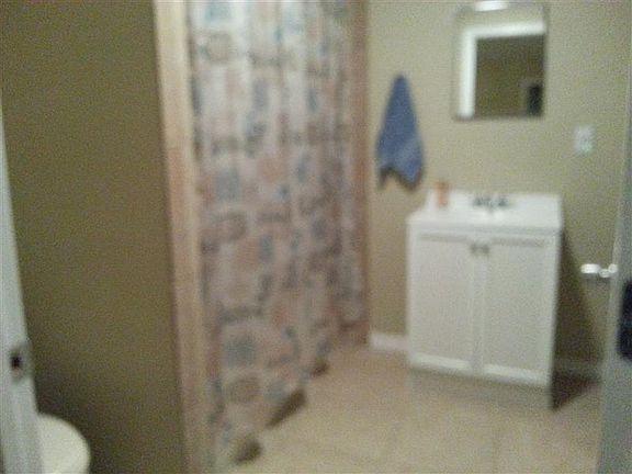 4th image of 8519 N 11th St