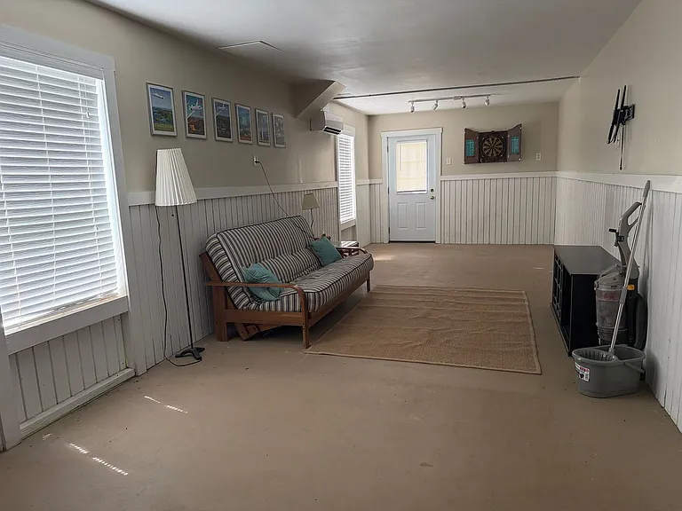 10 Cobblestone Ct — Photo 43