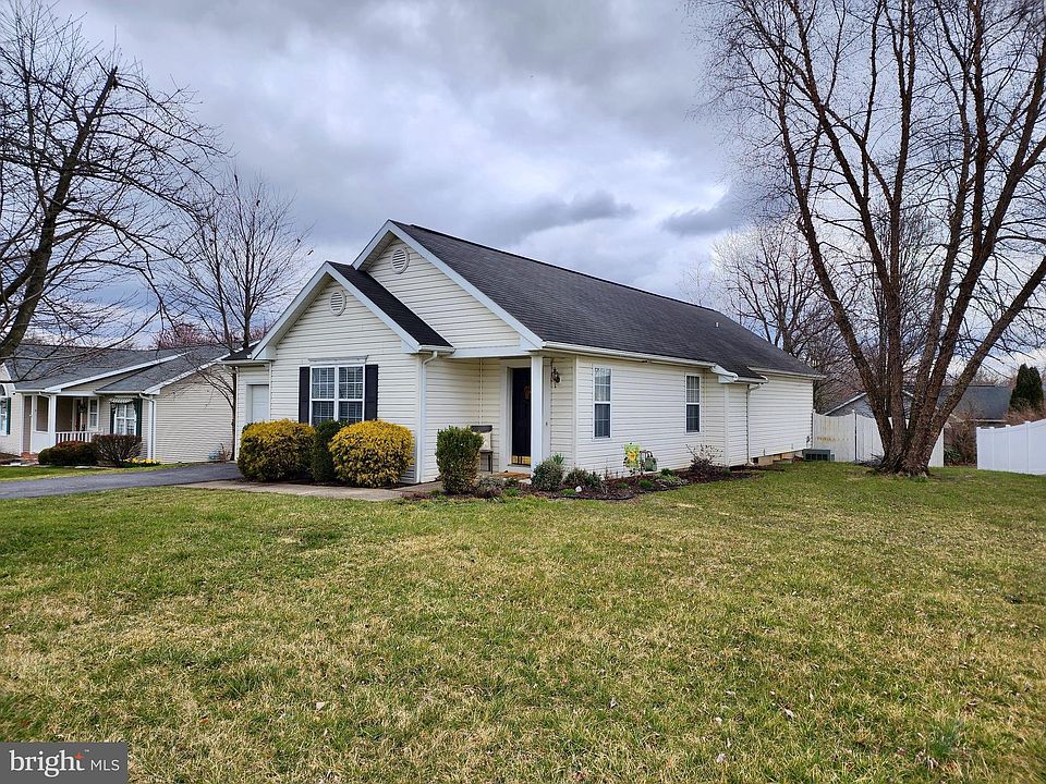 610 Artisan Way, Martinsburg, WV 25401 | Zillow