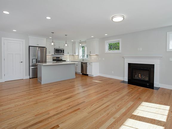 3rd image of 11A Balsam Drive #98
