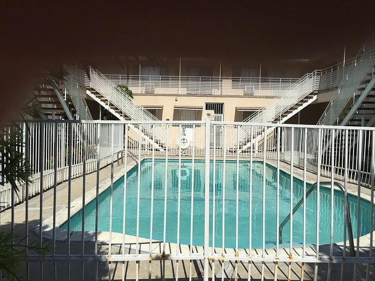 8400 Amigo Ave #9 — Photo 5