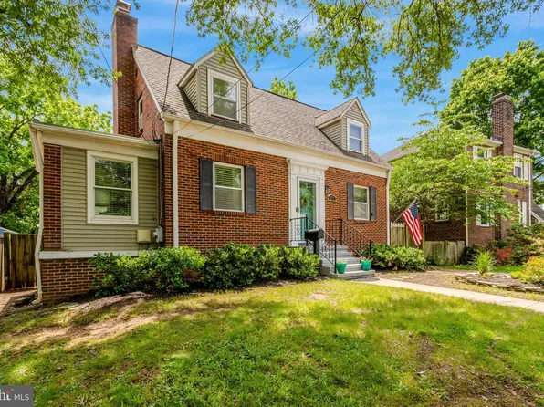 2914 6th St S, Arlington, VA 22204