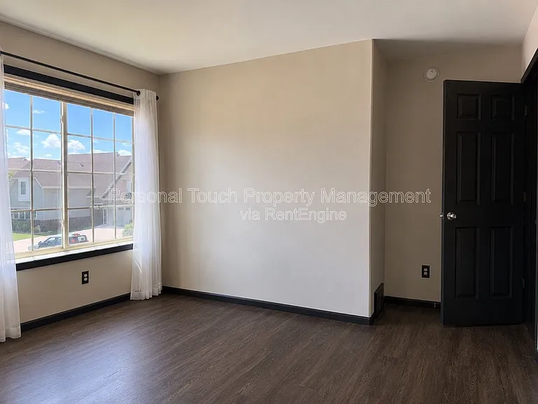 4106 Clubhouse Dr S — Photo 18