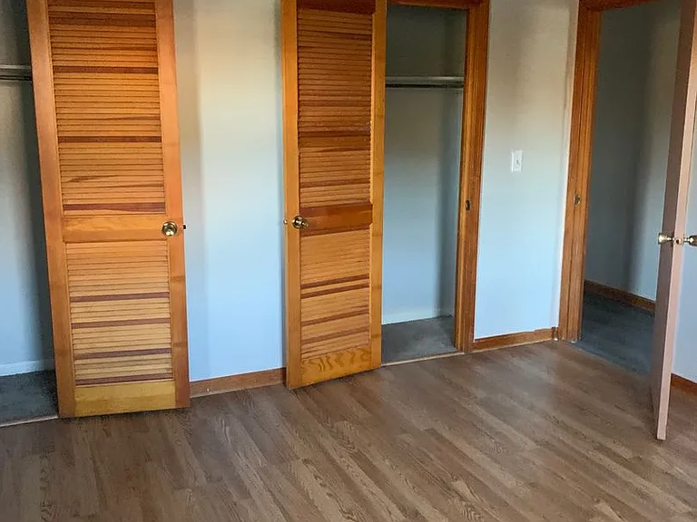 165 Greyland Dr — Photo 12