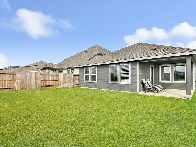 18903 Austin Ridge Dr — Photo 26