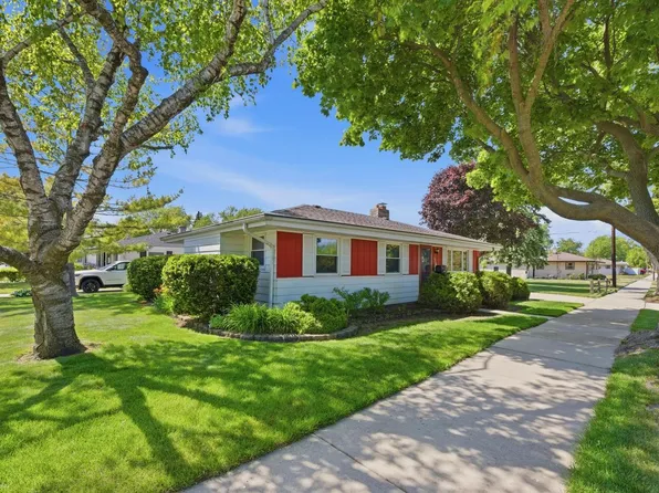 3520 Knoll PLACE, Racine, WI 53403