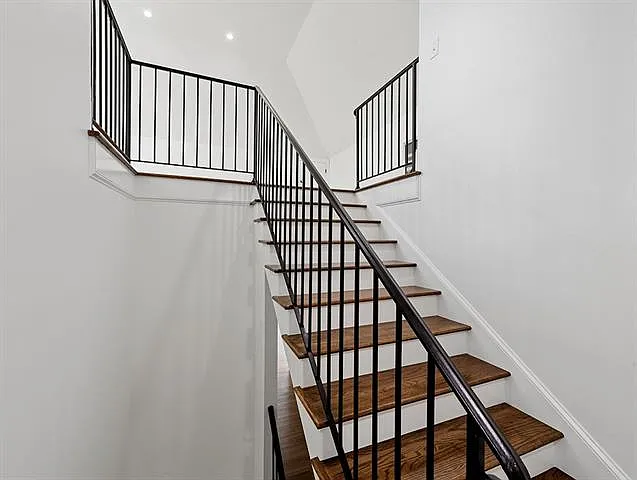 5350 Purdue Dr — Photo 44
