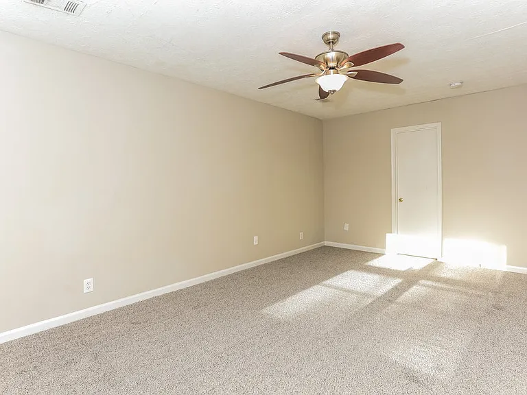 3656 Chestnut Lake Ct — Photo 11