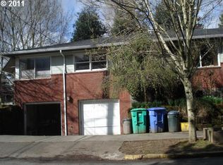 3909 SE Woodward St, Portland, OR 97202