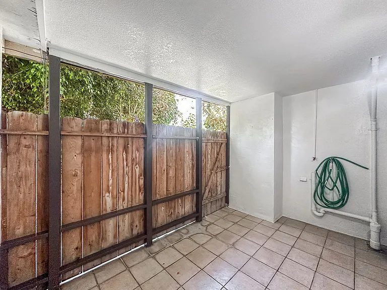 410 Colorado Ave #C — Photo 10