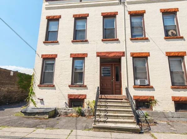 28 Bradford St Unit 1, Albany, NY 12206