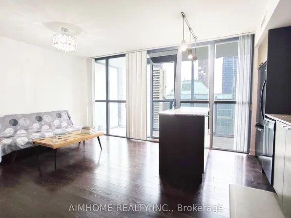 110 Charles St E #1510, Toronto, ON M4Y 1T5