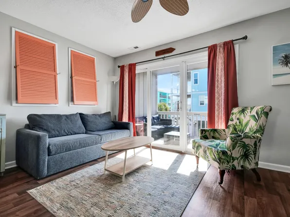 113 Scallop Ln, Carolina Beach, NC 28428