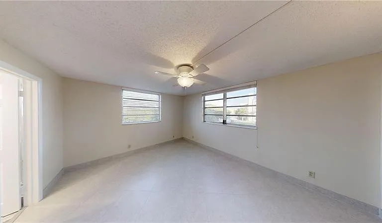 101 SE 3rd Ave #301 — Photo 12
