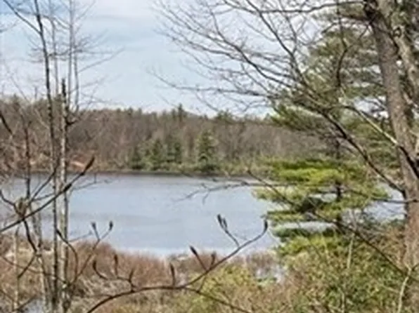 90 Log Cabin Rd, Ashby, MA 01431